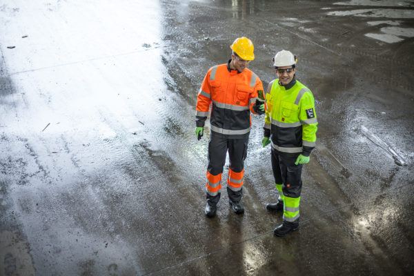 High visiblity workwear for construction