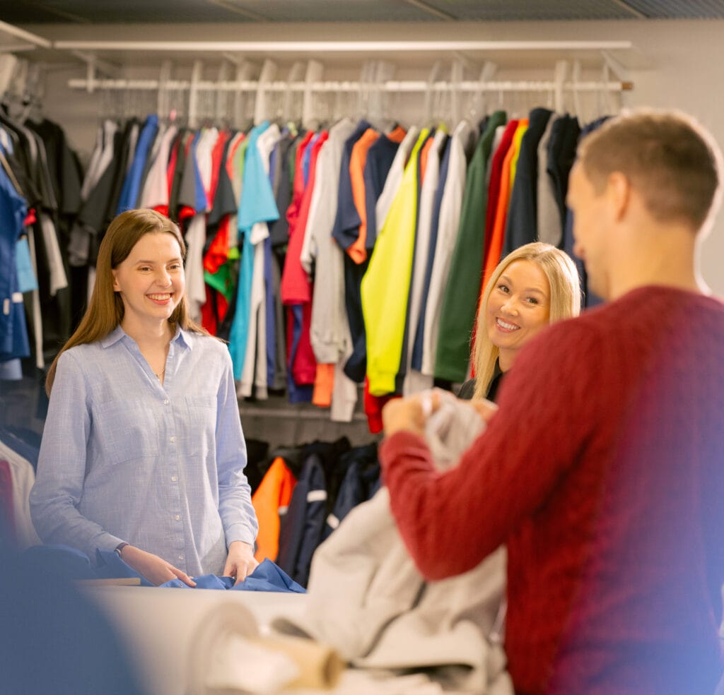 We encourage our people to grow personally and professionally, and support all Lindströmers in finding careers that excite them.